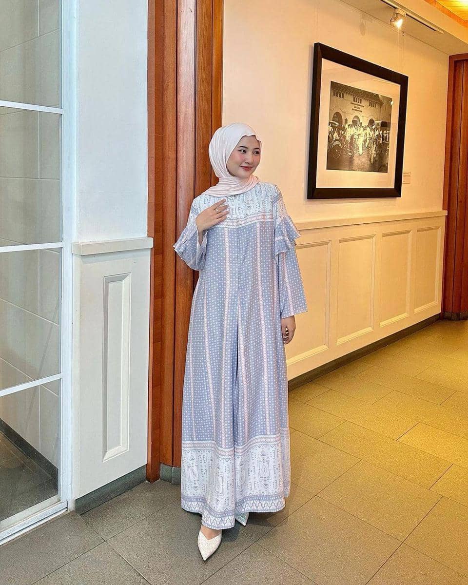 instagram.com/intanghazll_