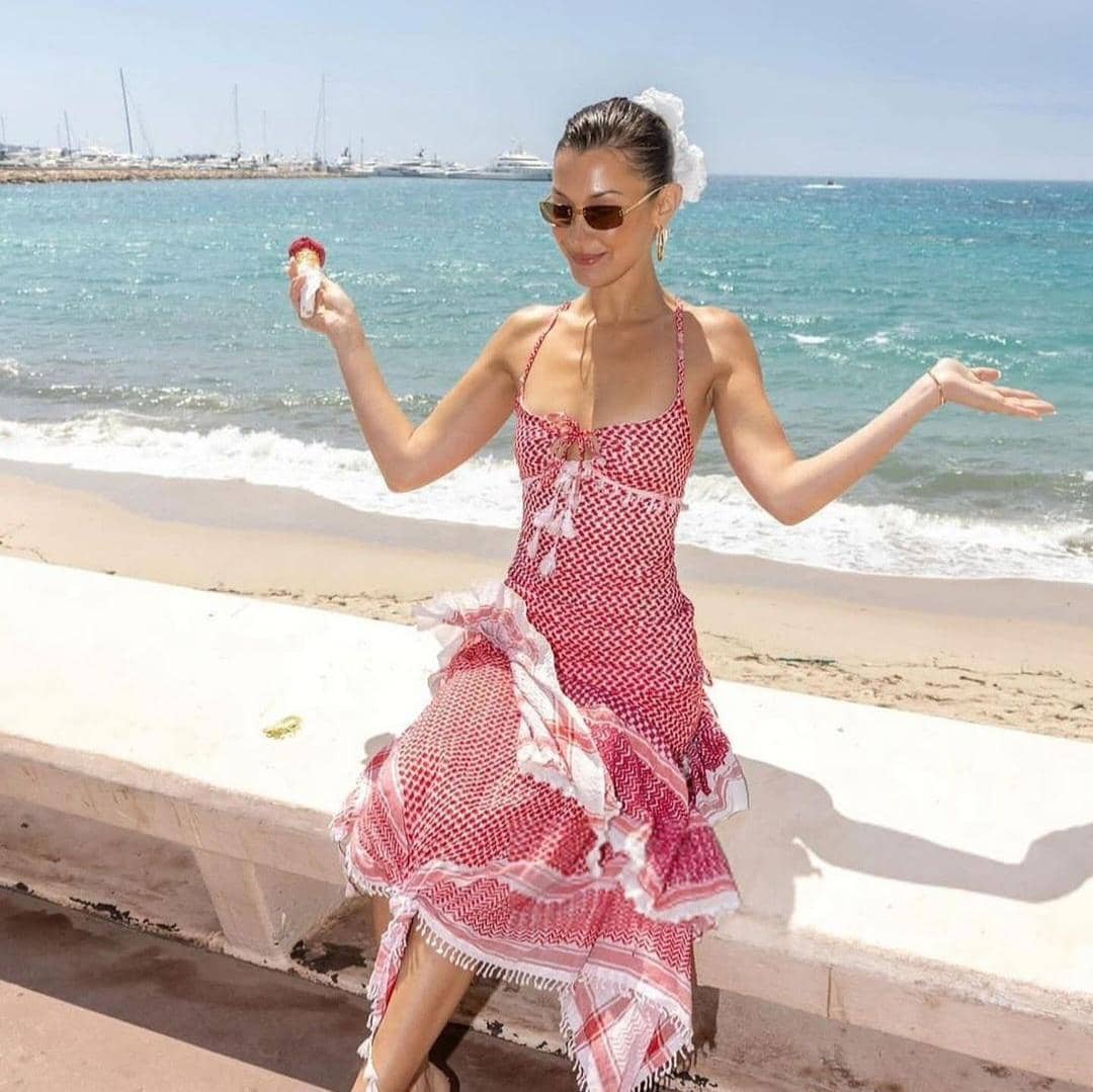 Instagram.com/bellahadid