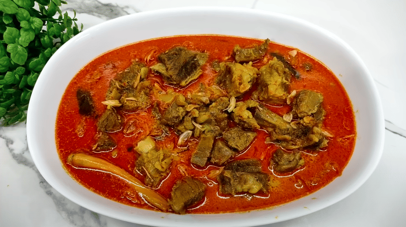 Ilustrasi gulai daging sapi 