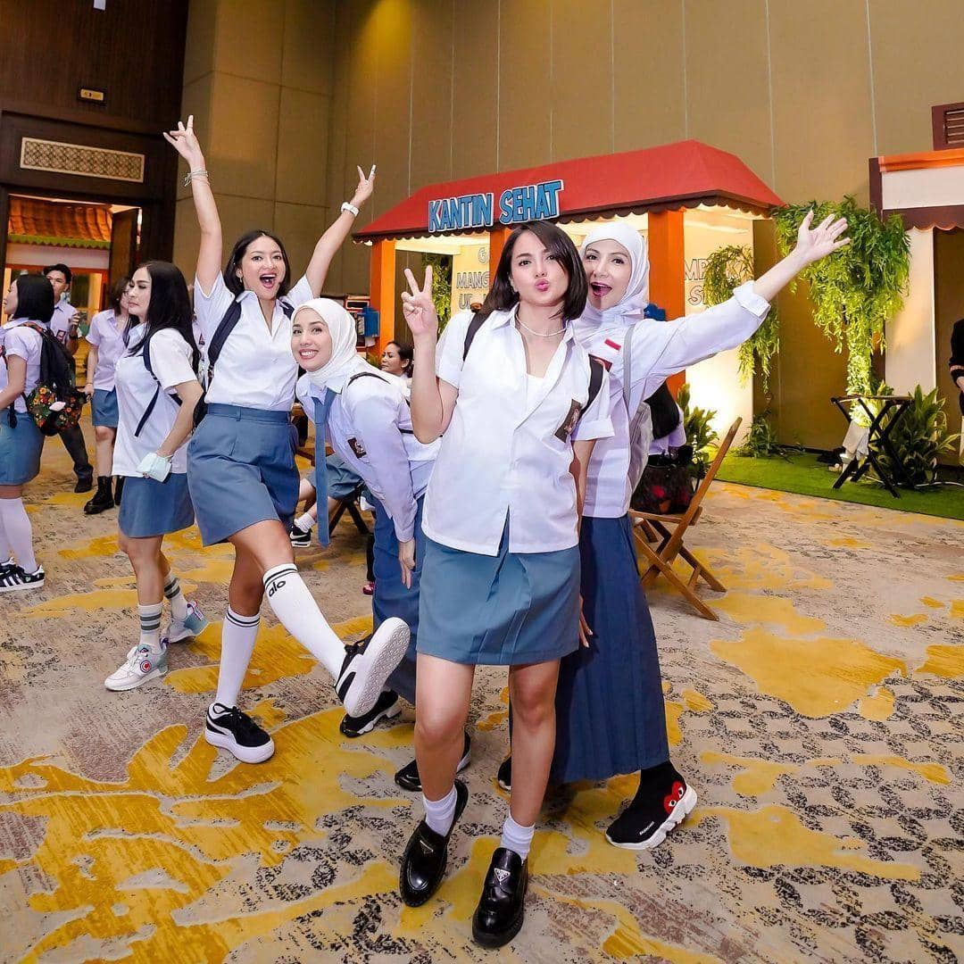 Instagram.com/ririnekawati