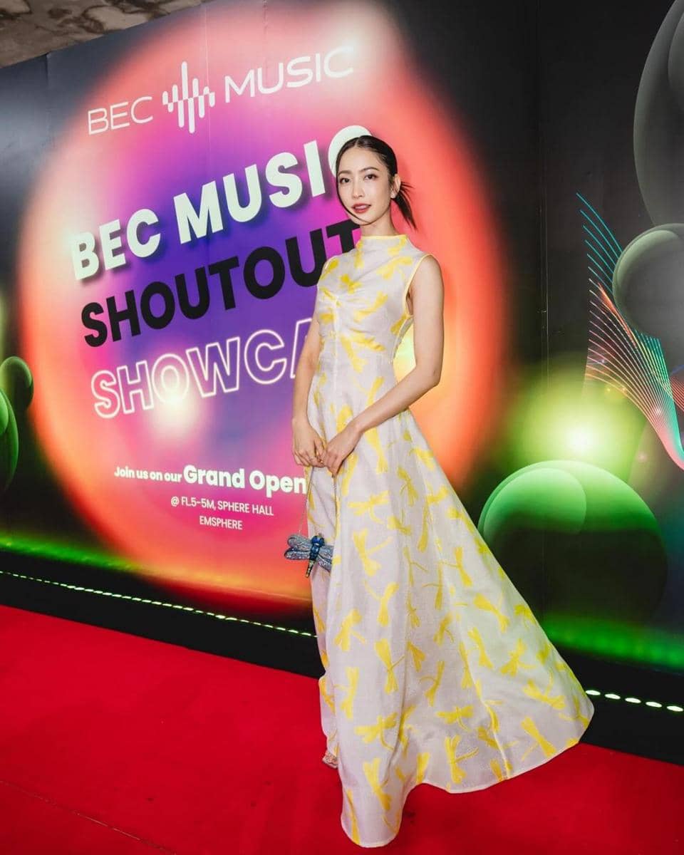 instagram.com/taewaew_natapohn