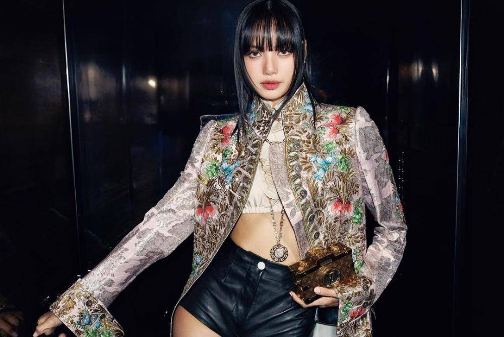 Lisa 'BLACKPINK' Umumkan Comeback, Single Perdana di Agensi LLOUD