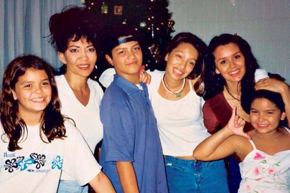 Instagram.com/brunomars