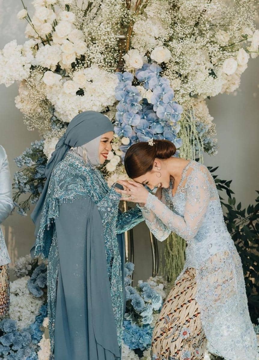 Instagram.com/thariqhalilintar