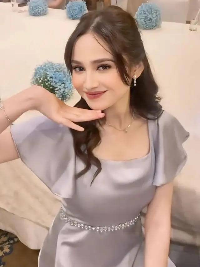 instagram.com/syifahadju