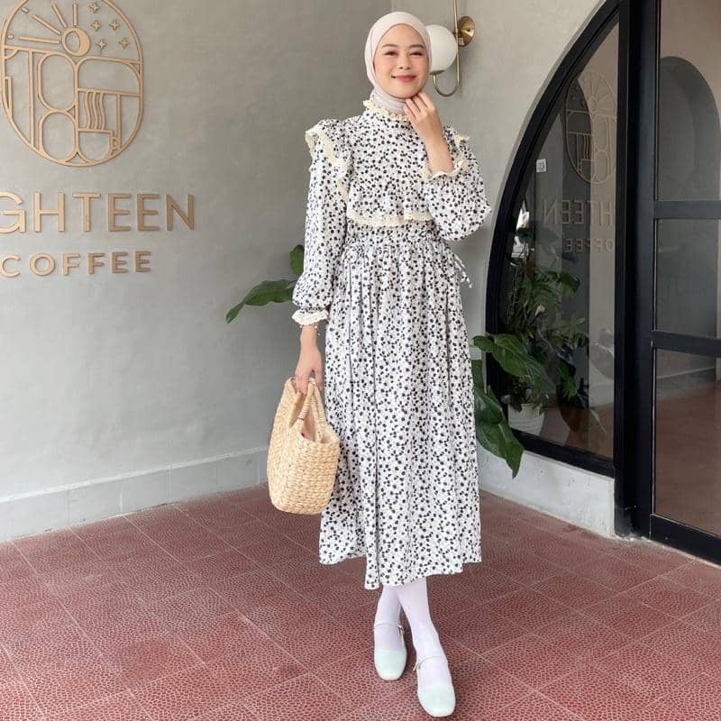 shopee.co.id/moua_clothing