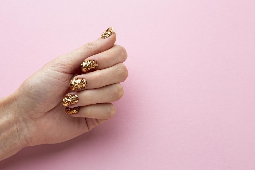 15 Teknik Nail Art Unik yang Bikin Kuku Makin Menawan