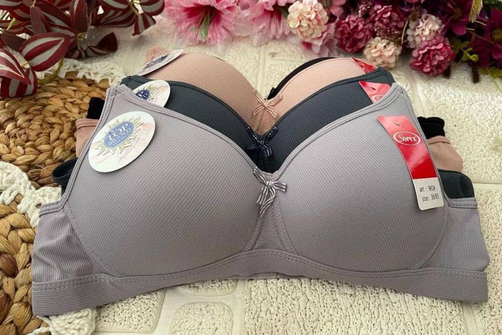 instagram.com/ayesha.underwear