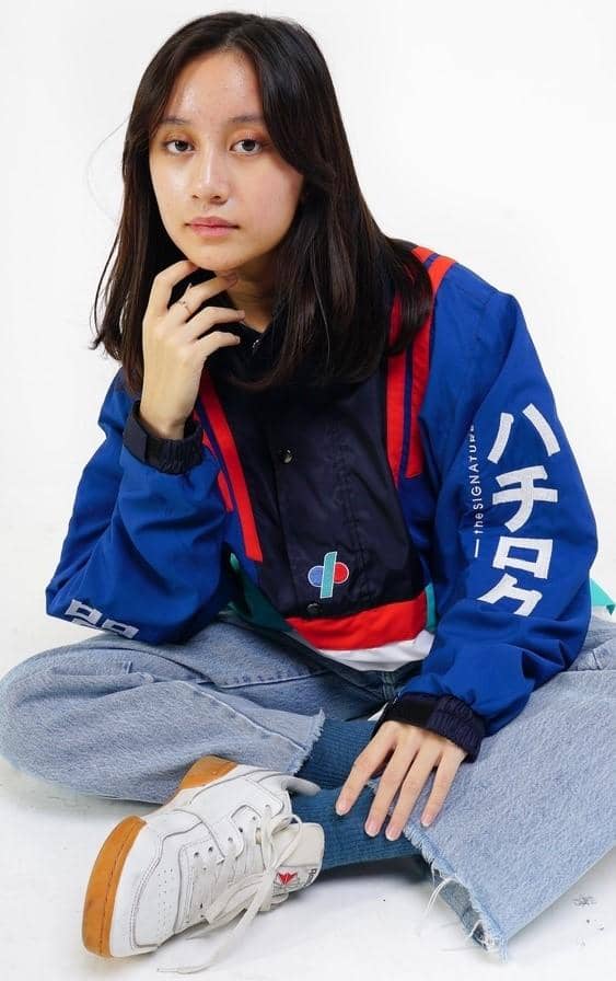 shopee.co.id/Club of 1986 Official Store