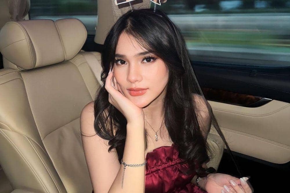 instagram.com/davinaakaramoy