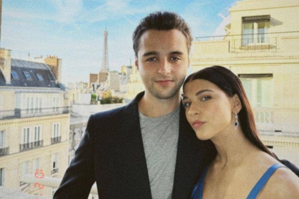 instagram.com/phoebegates