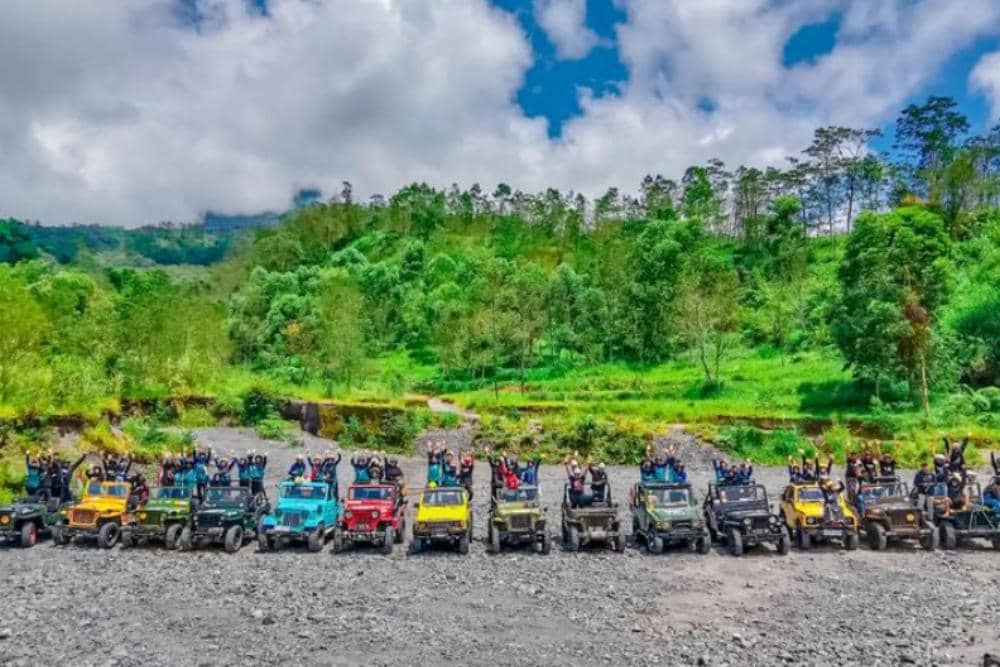 instagram.com/lavatourofficialmerapi