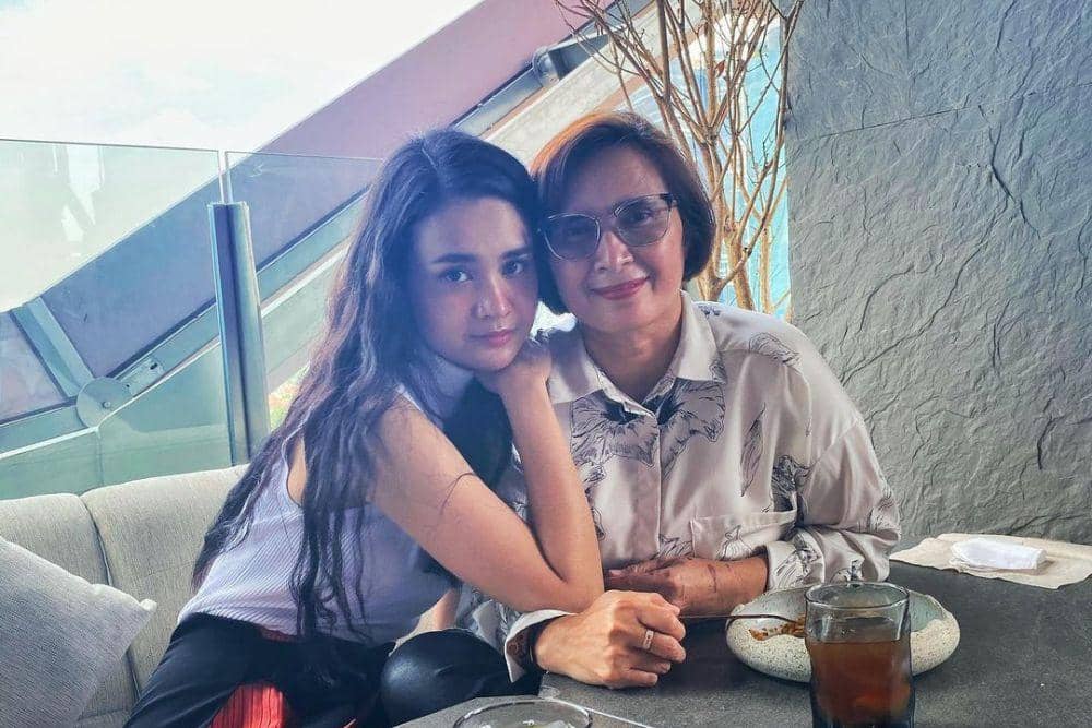 instagram.com/michelleziu