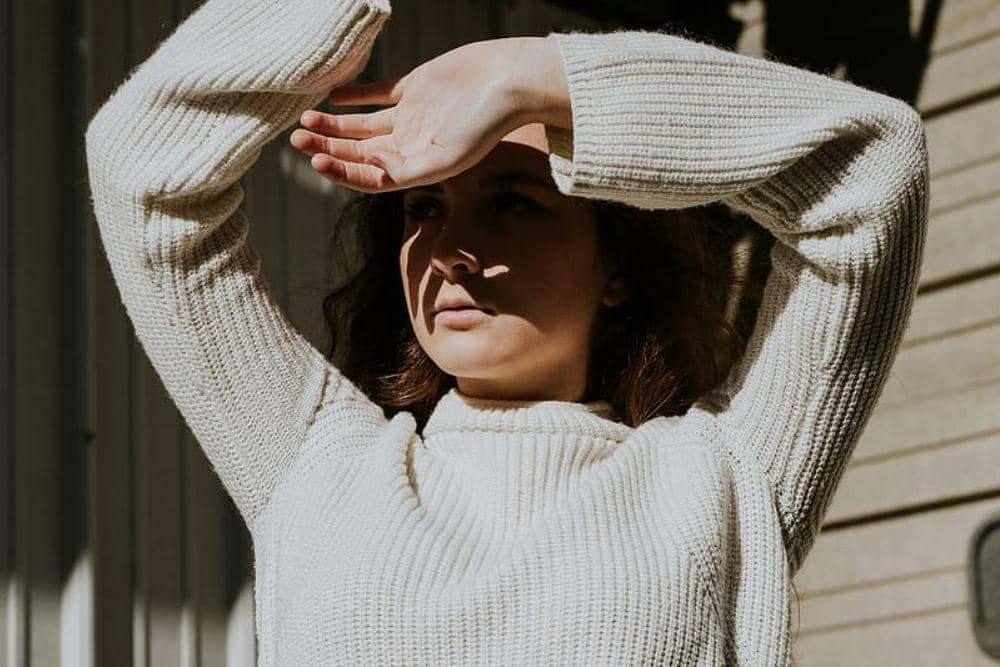 wallpaperflare.com/Akibat Tidak Memakai Sunscreen