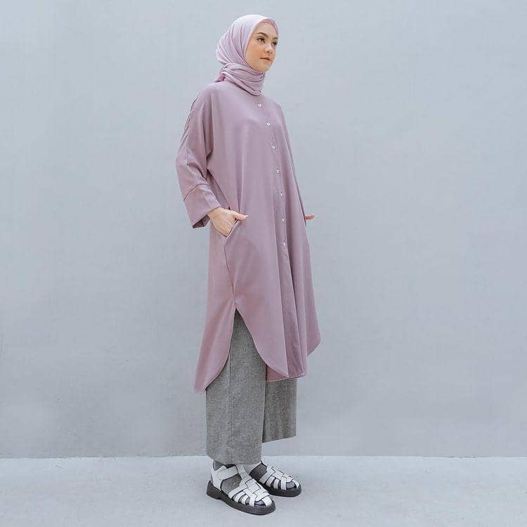 baju warna taupe cocok dengan jilbab warna apa