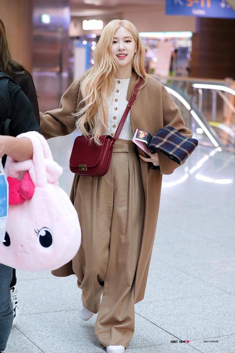 x.com/firstlove_rose