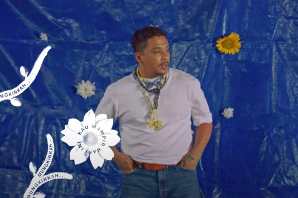 youtube.com/Sal Priadi