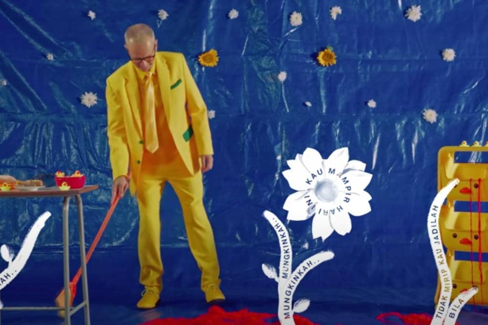 youtube.com/Sal Priadi