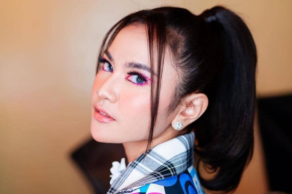 Instagram.com/mahaliniraharja