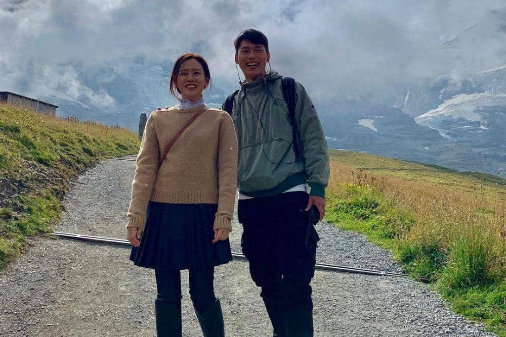 instagram.com/yejinhand