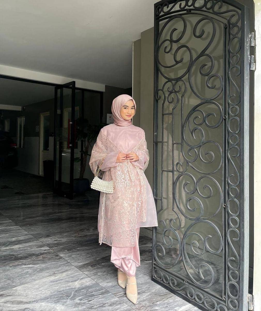 instagram.com/oliviafindas