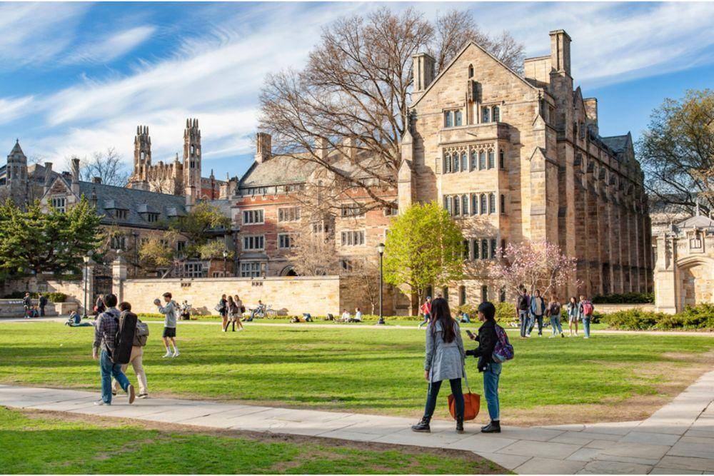 admissions.yale.edu