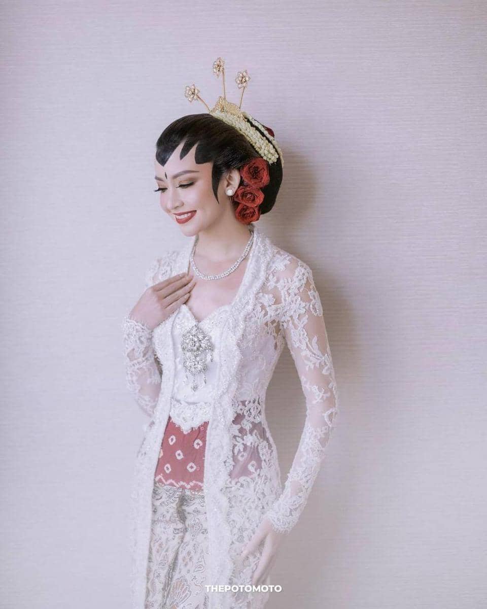 instagram.com/karinanadila8921