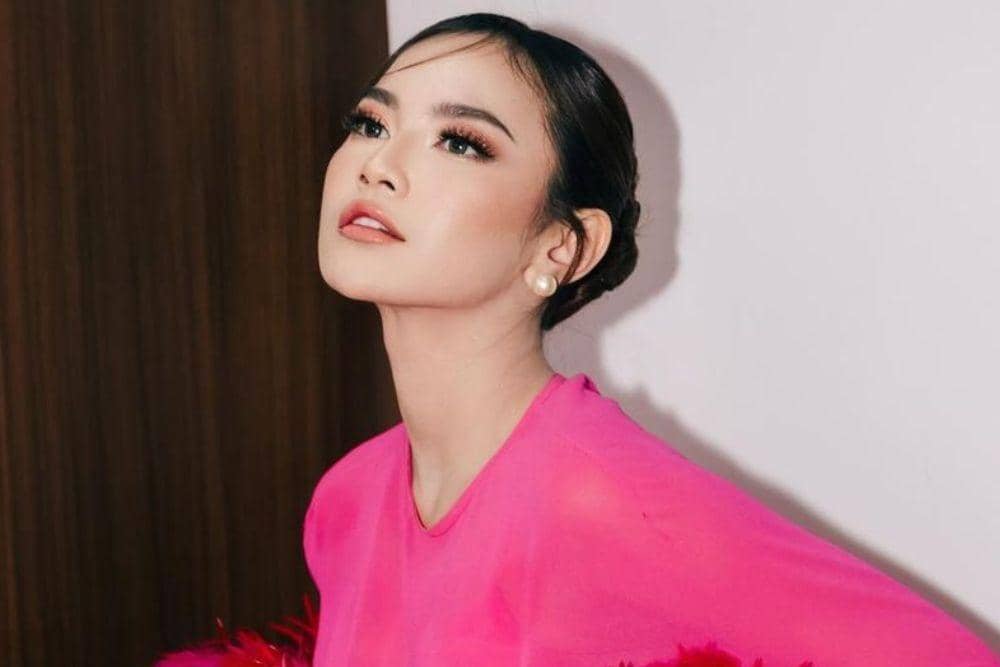 instagram.com/mahaliniraharja