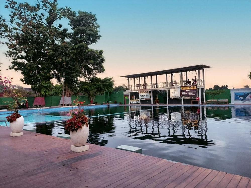 instagram.com/nindya.apsari