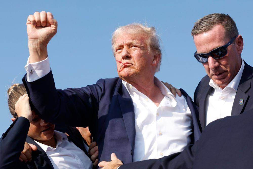 9 Kontroversi Terbesar Donald Trump Sebelum Tragedi Penembakan