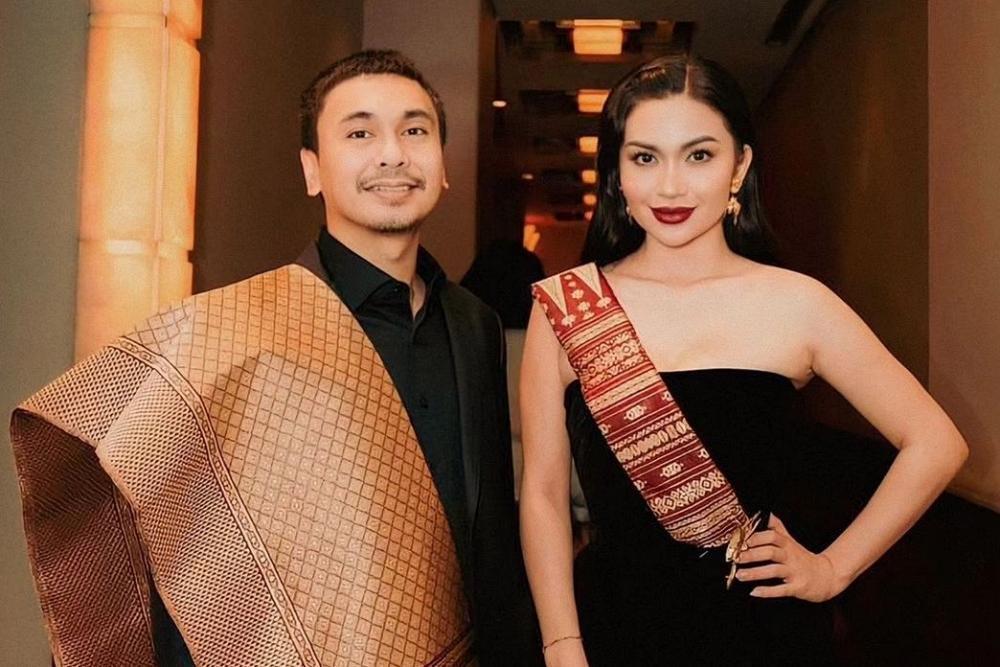 5 Alasan Wajib Menonton Film Catatan Harian Menantu Sinting | POPBELA.com