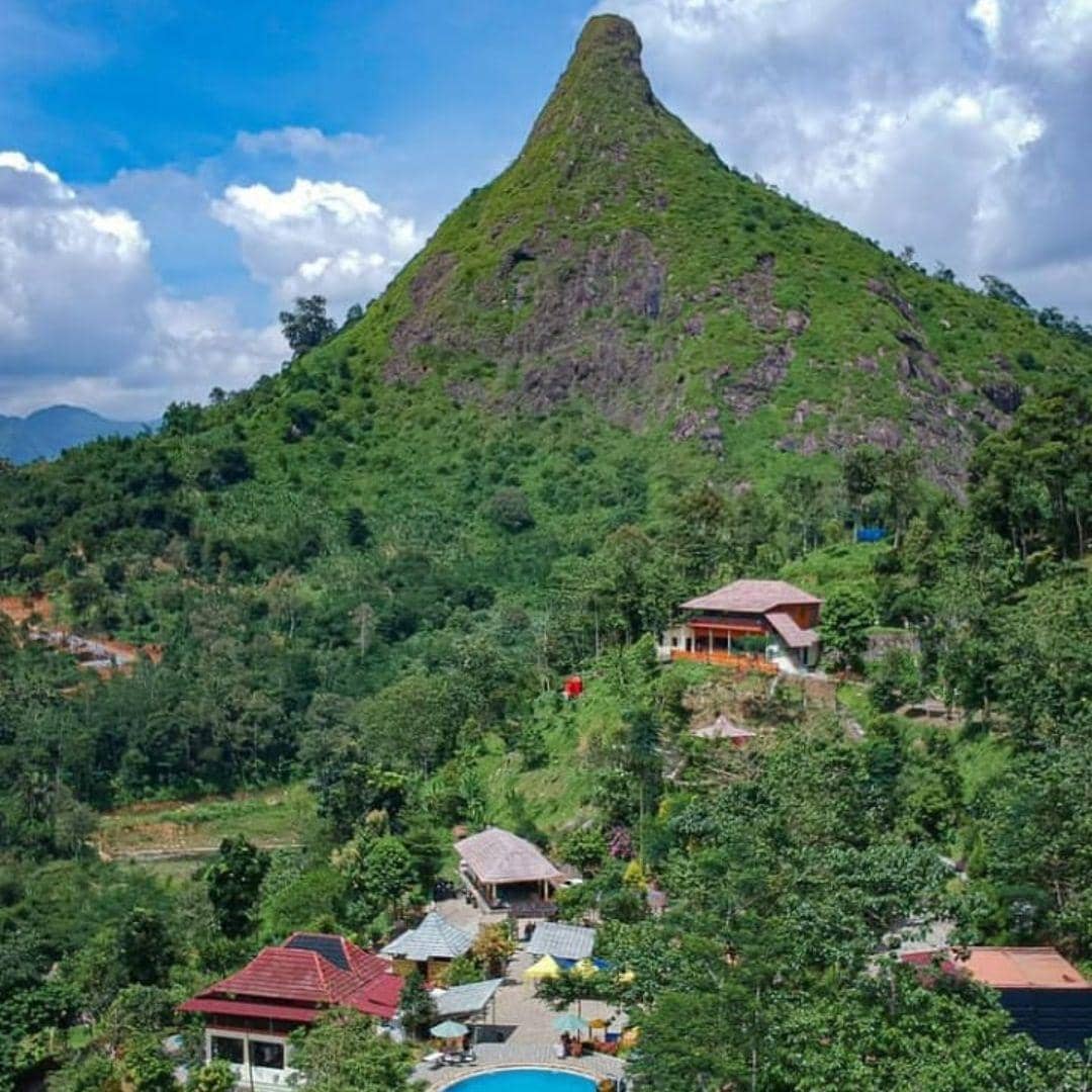 instagram.com/tamangunungbatu