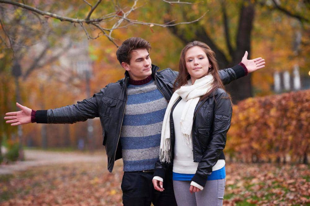 ilustrasi pasangan (vecteezy.com/dotshock)