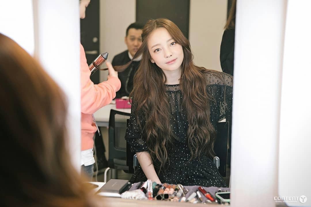 instagram.com/archivekara