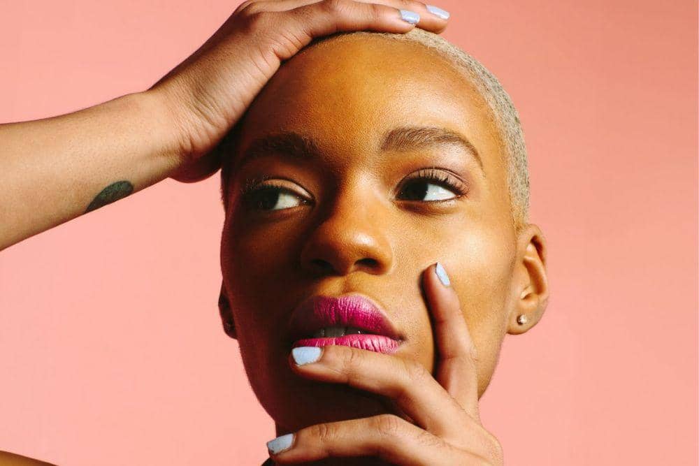 realsimple.com/Cara Membuat Alis Natural untuk Remaja