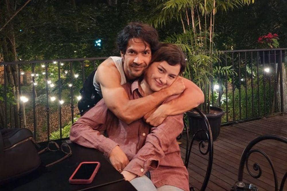 instagram.com/edward_akbar