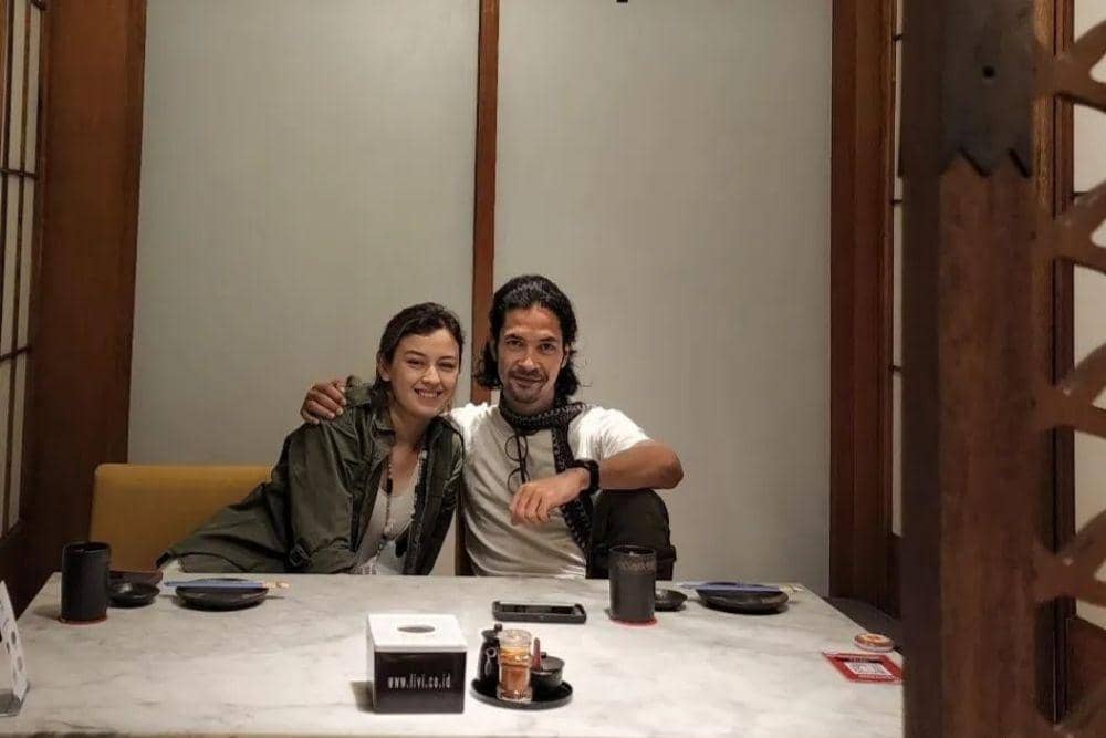 instagram.com/edward_akbar