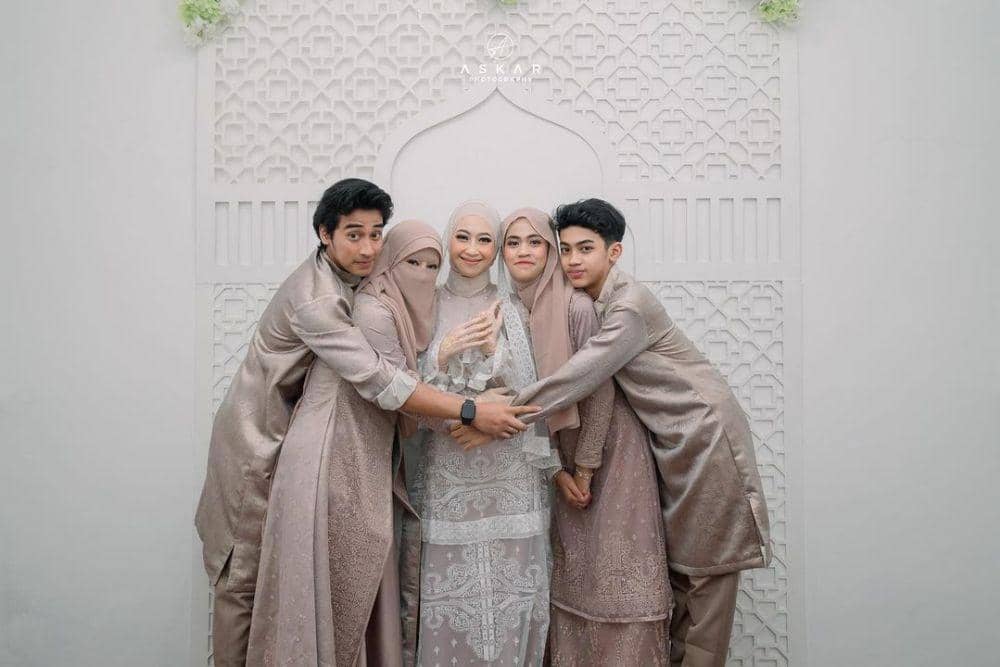 instagram.com/adiba.knza