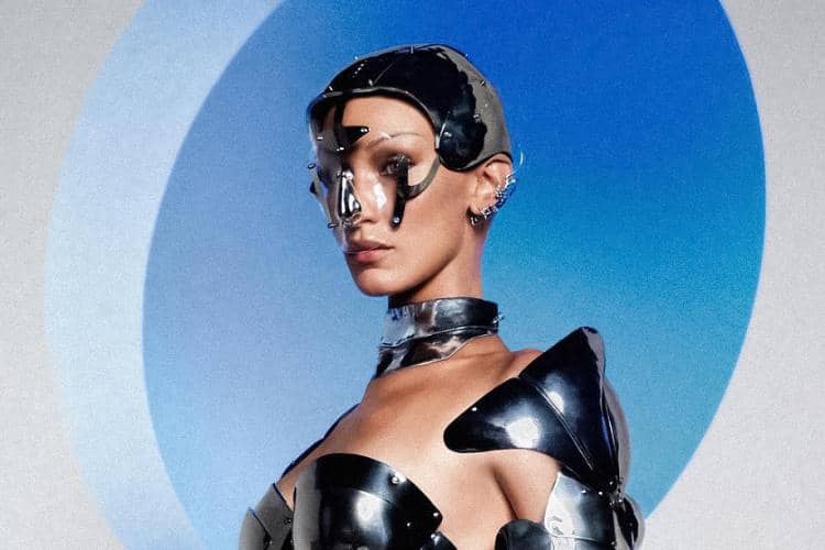 Deretan Konsep Unik Pemotretan Bella Hadid di Kampanye Merek Terkenal