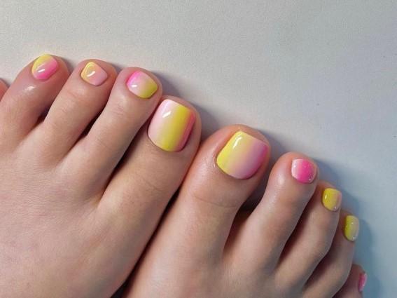 Inspirasi Nail Art Kuku Kaki Simple