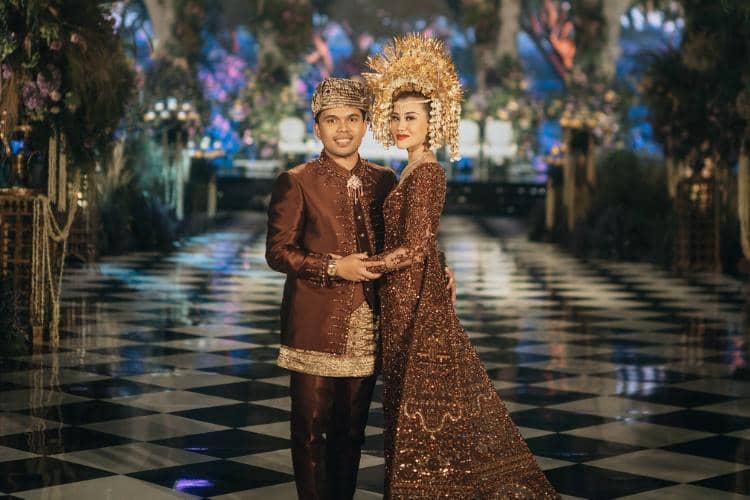 instagram.com/studioboh