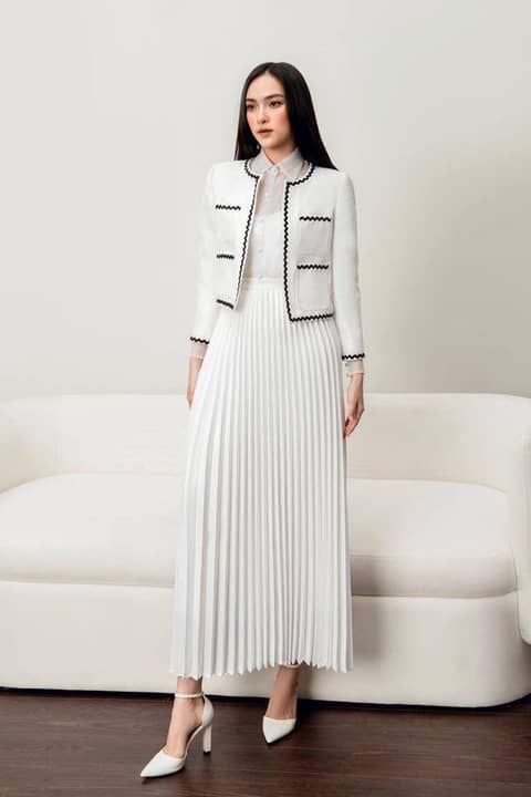 OOTD Rok Plisket dan Cardigan | Popbela.com