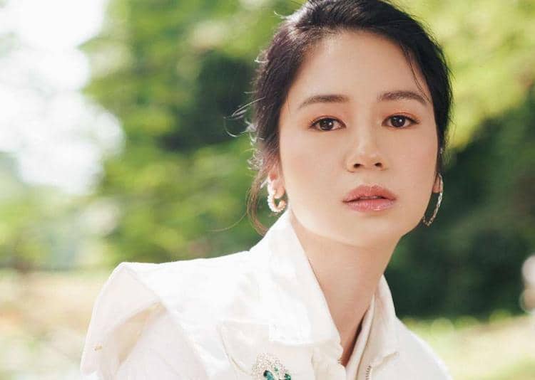 instagram.com/laurabas