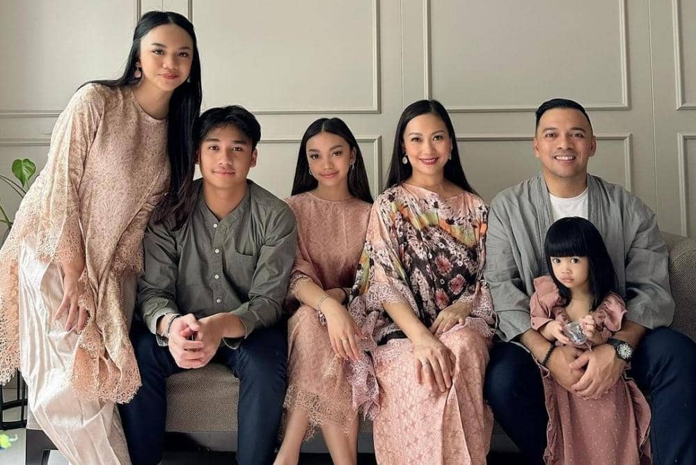 Instagram.com/riafinola