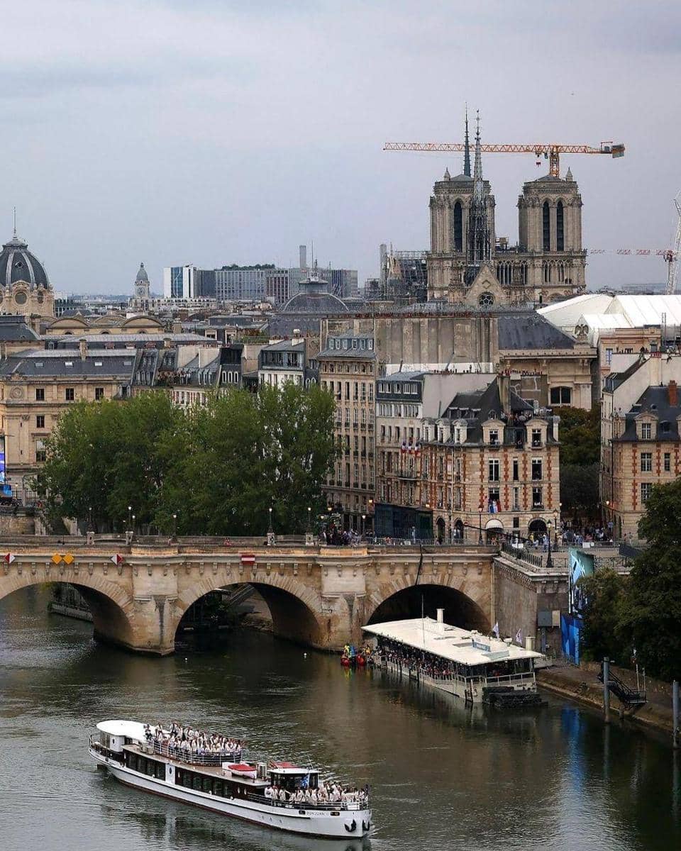 instagram.com/paris2024