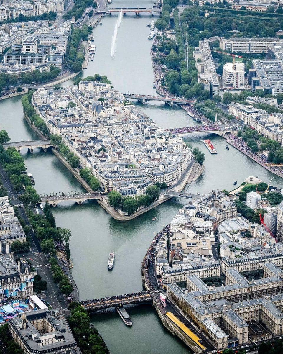 instagram.com/paris2024