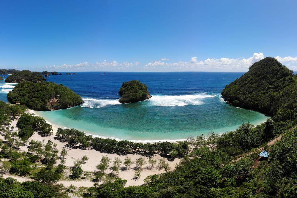 10 Wisata Alam Malang yang Menyejukkan, Lagi Hits!