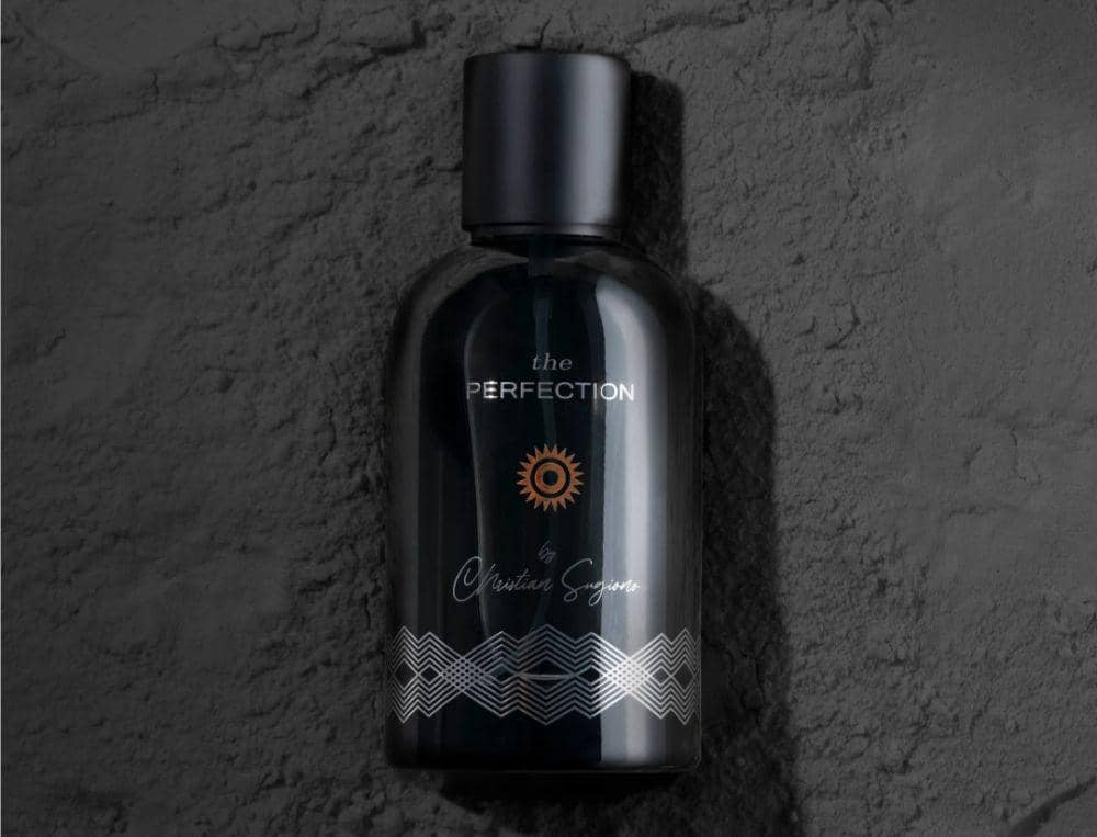 10 Rekomendasi Parfum HMNS Pria Terbaik, Tahan Lama!