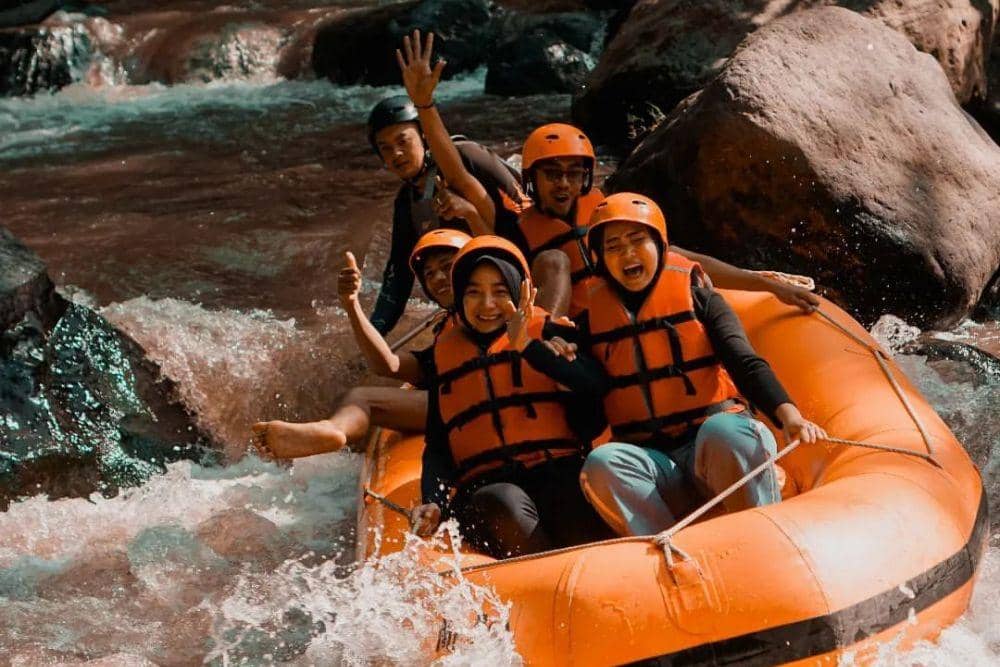 instagram.com/raftingkaliwatu