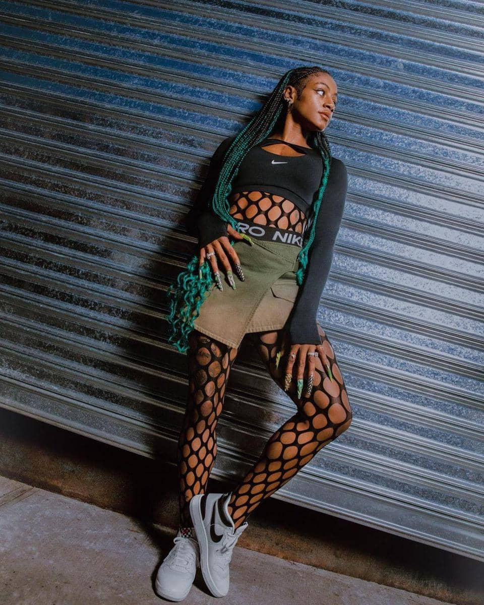 instagram.com/itsshacarri